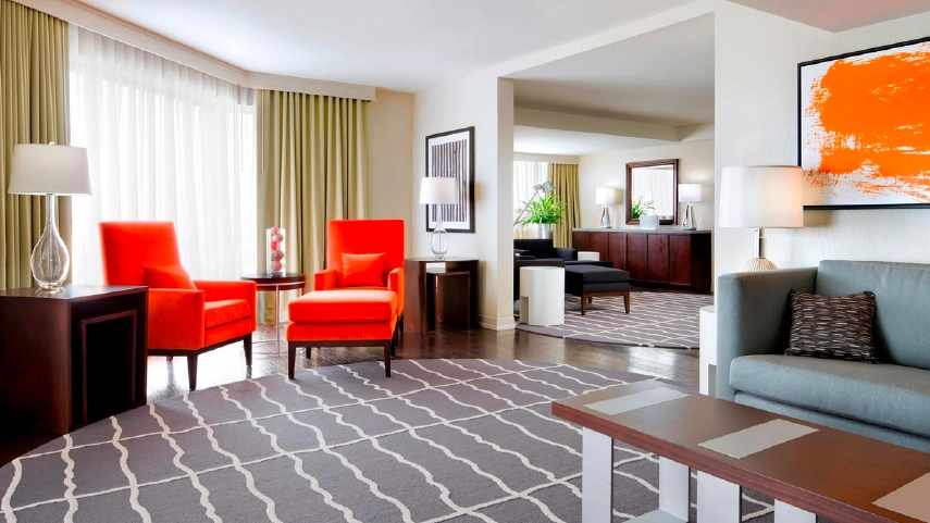 Hoteles en Ottawa con tours y guia